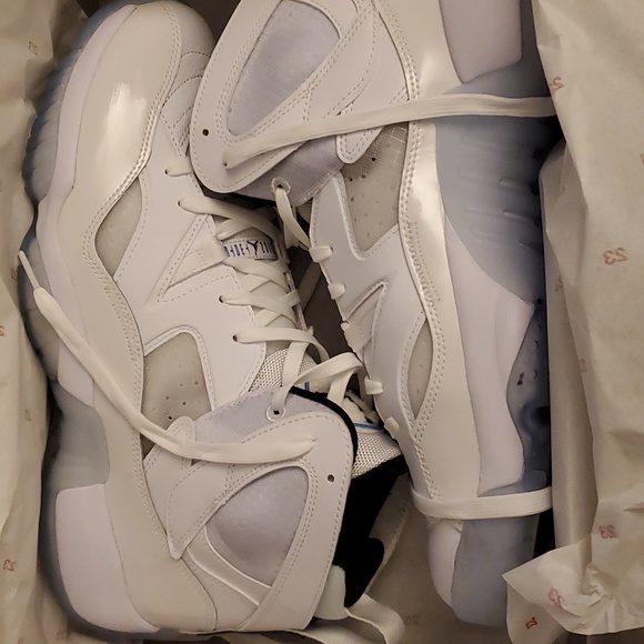 Mens size 12 Jordan jumpmans - Picture 2 of 7